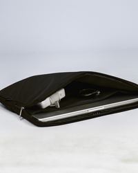 Black Laptop Sleeve | 16"