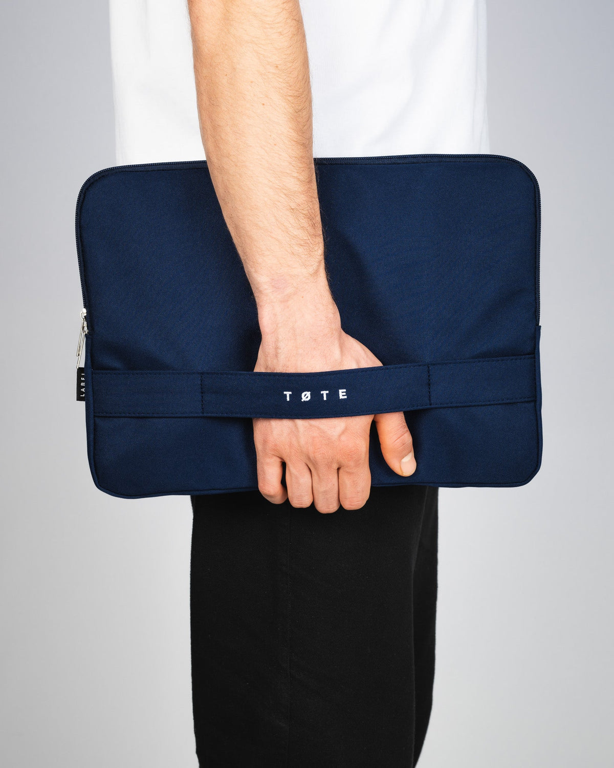 Navy Blue Laptop Sleeve 16"