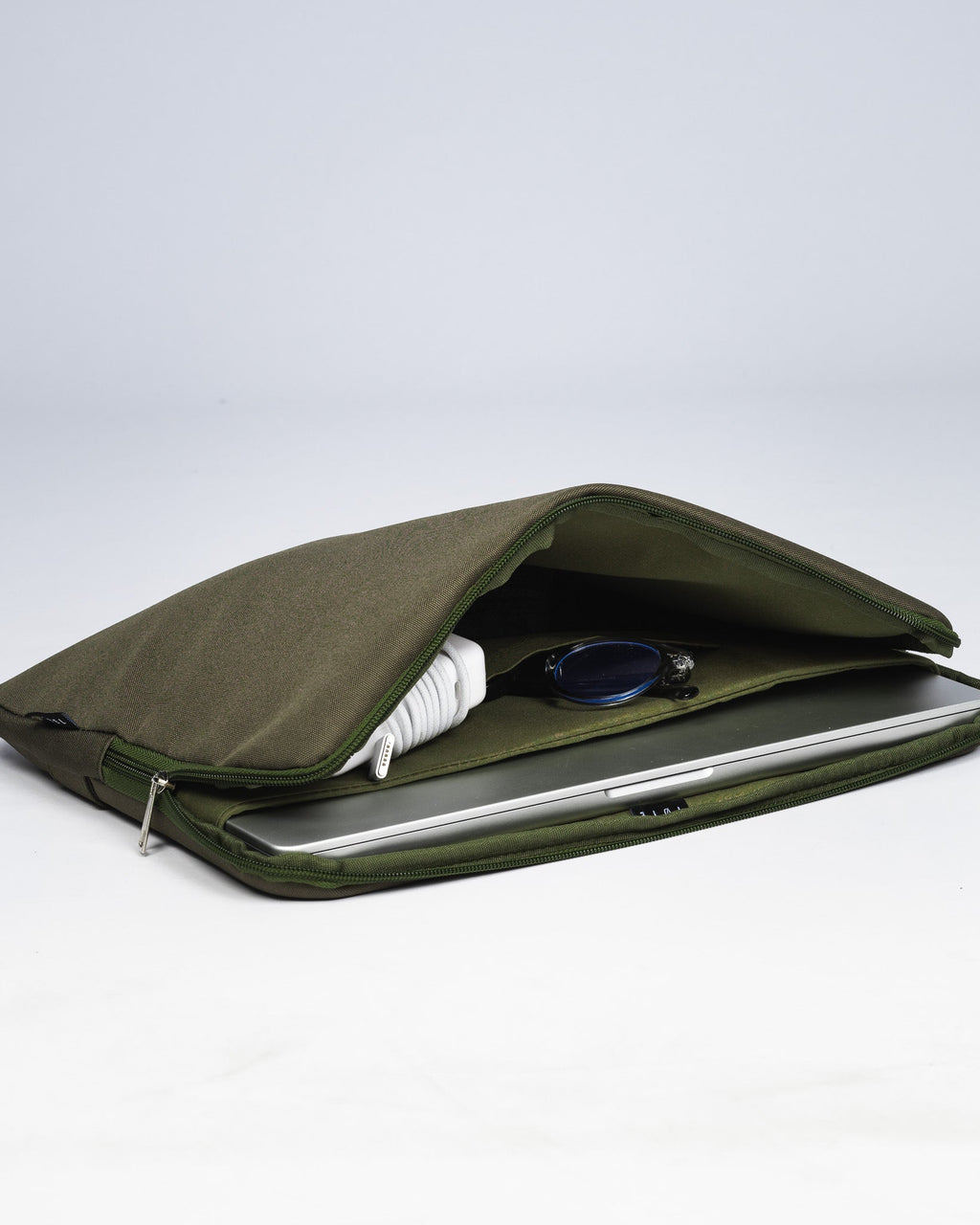 Khaki Green Laptop Sleeve | 16"