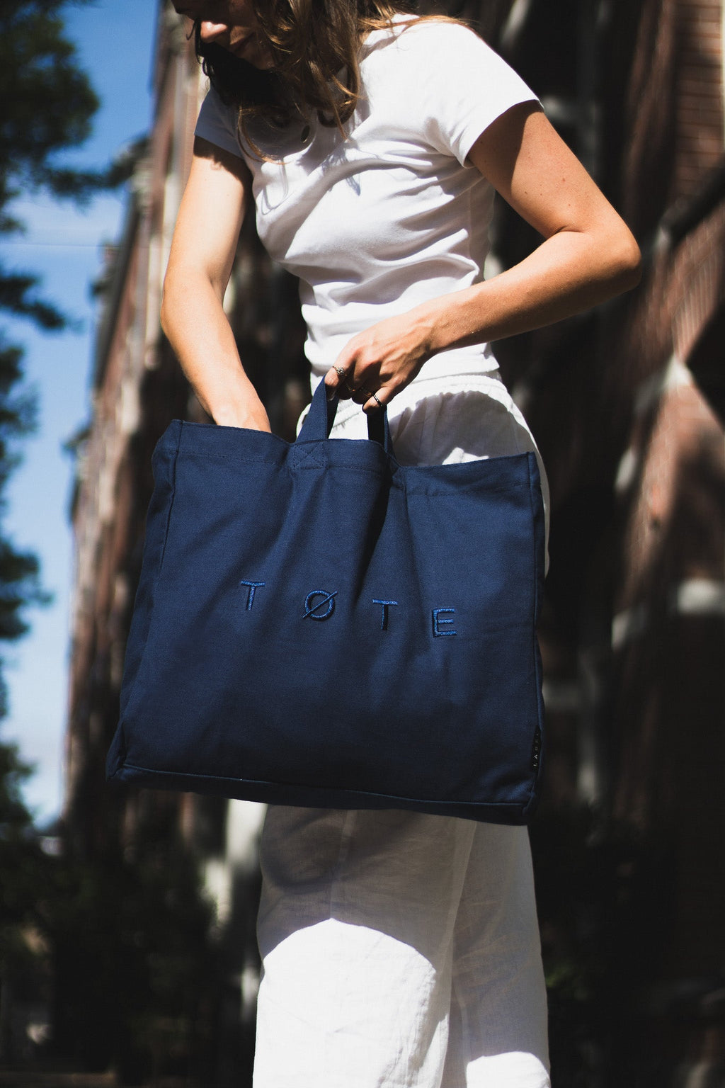 Navy Blue TØTE Bag | Stitched