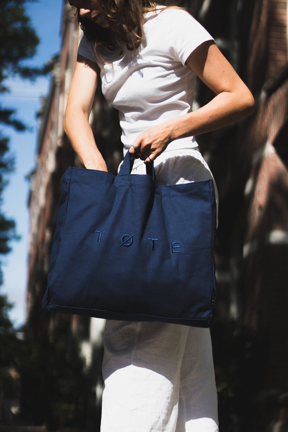 Navy Blue TØTE Bag | Stitched