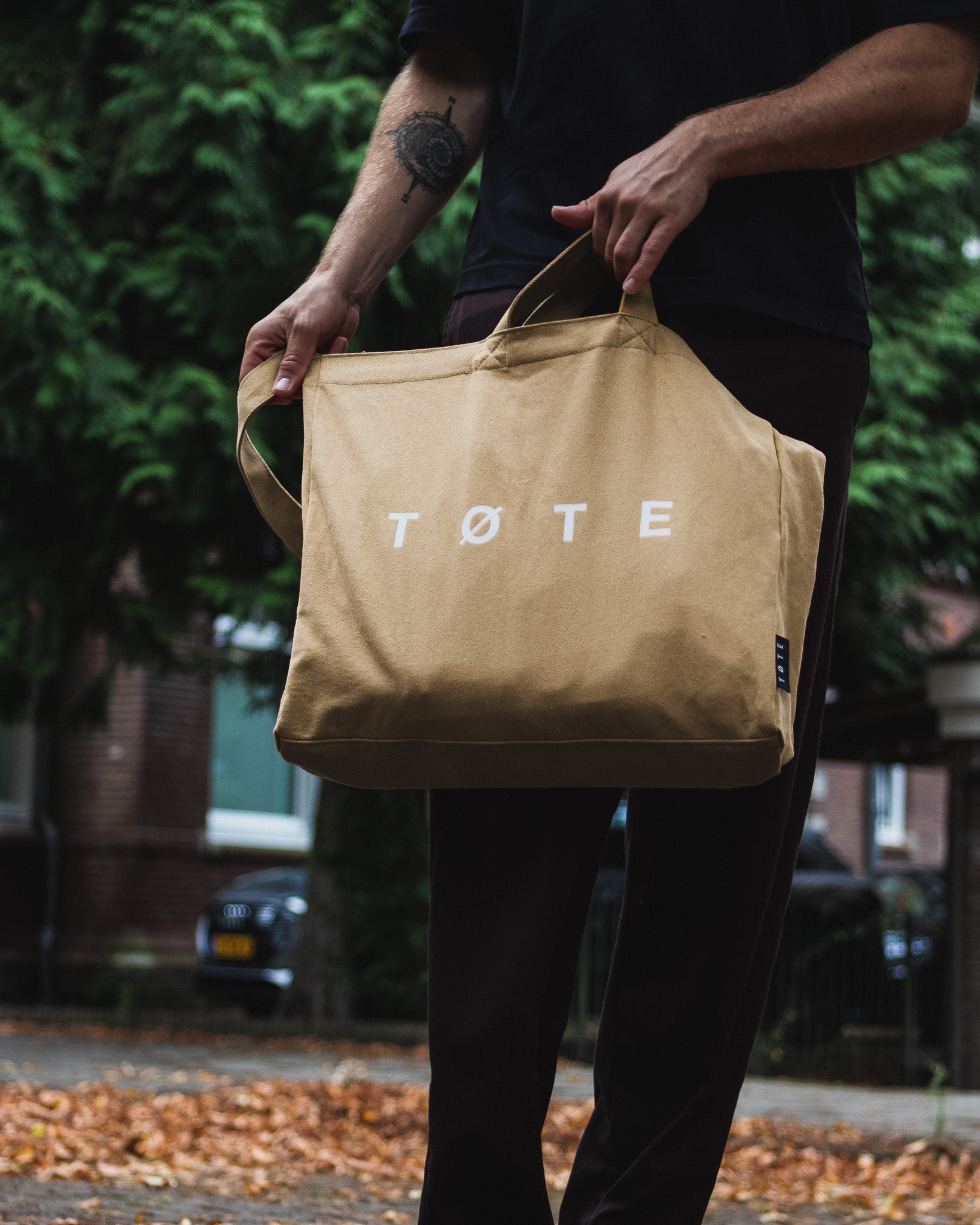 Beige TØTE Bag