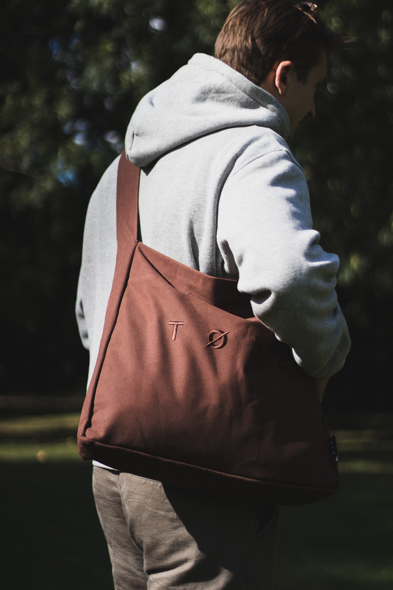 Wide-Strap TØTE Bag | Brown