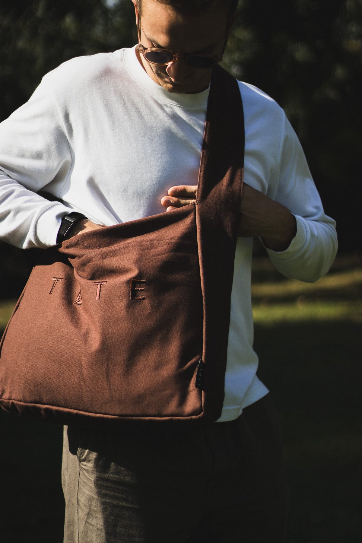 Wide-Strap TØTE Bag | Brown