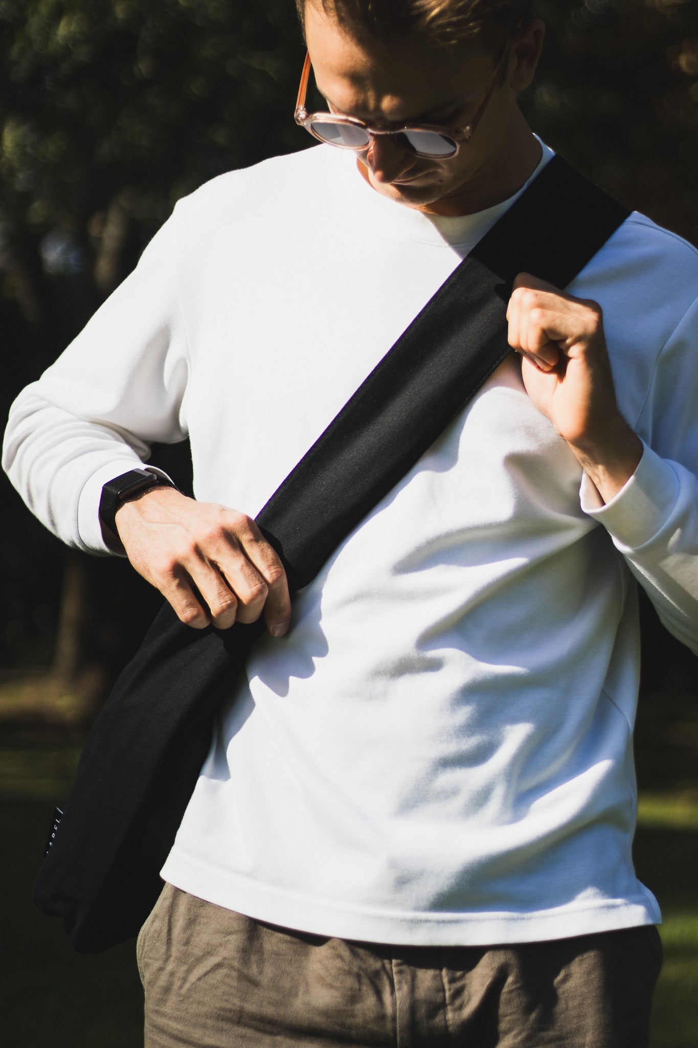 Wide-Strap TØTE Bag | Black