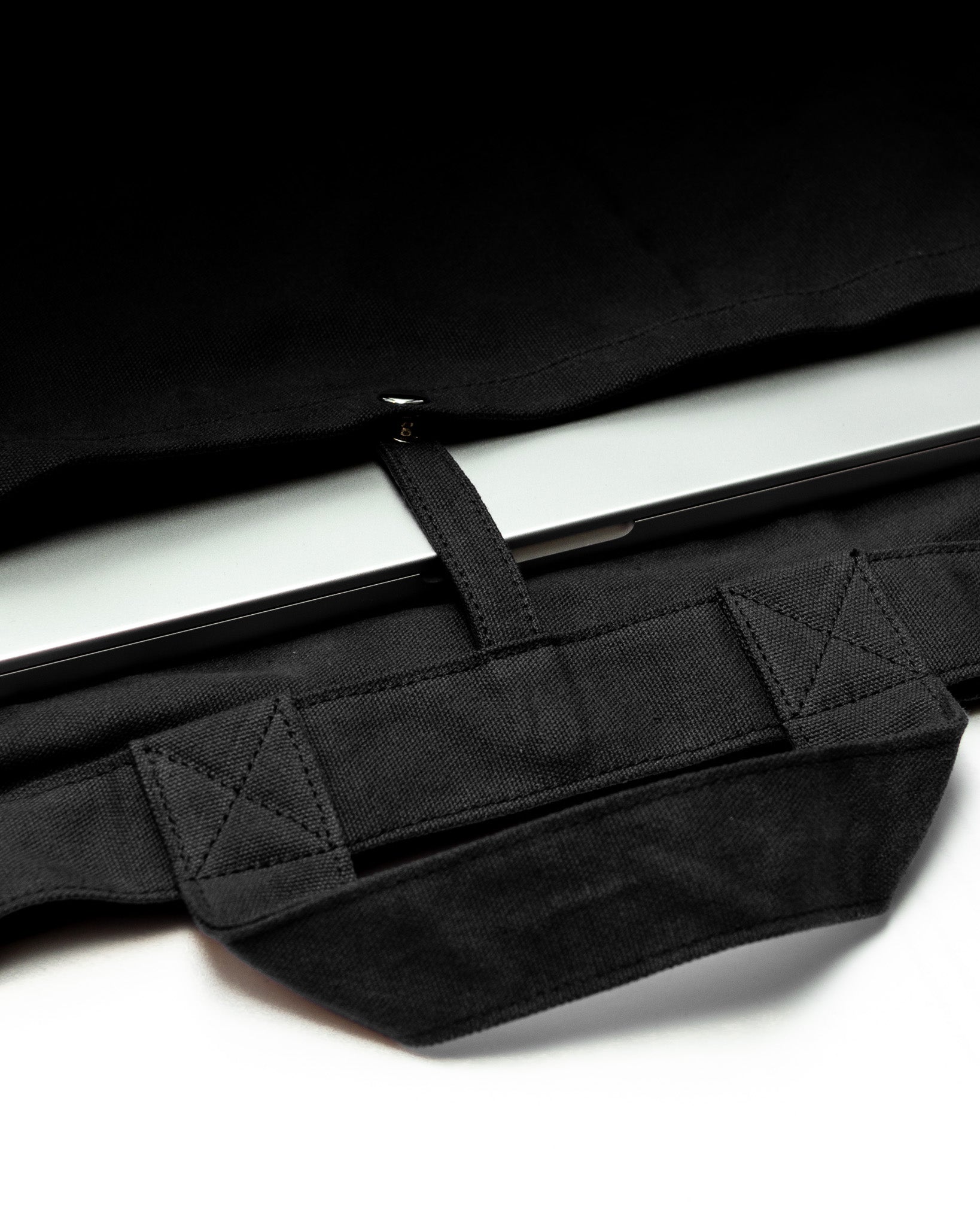 Black TØTE Bag | Stitched