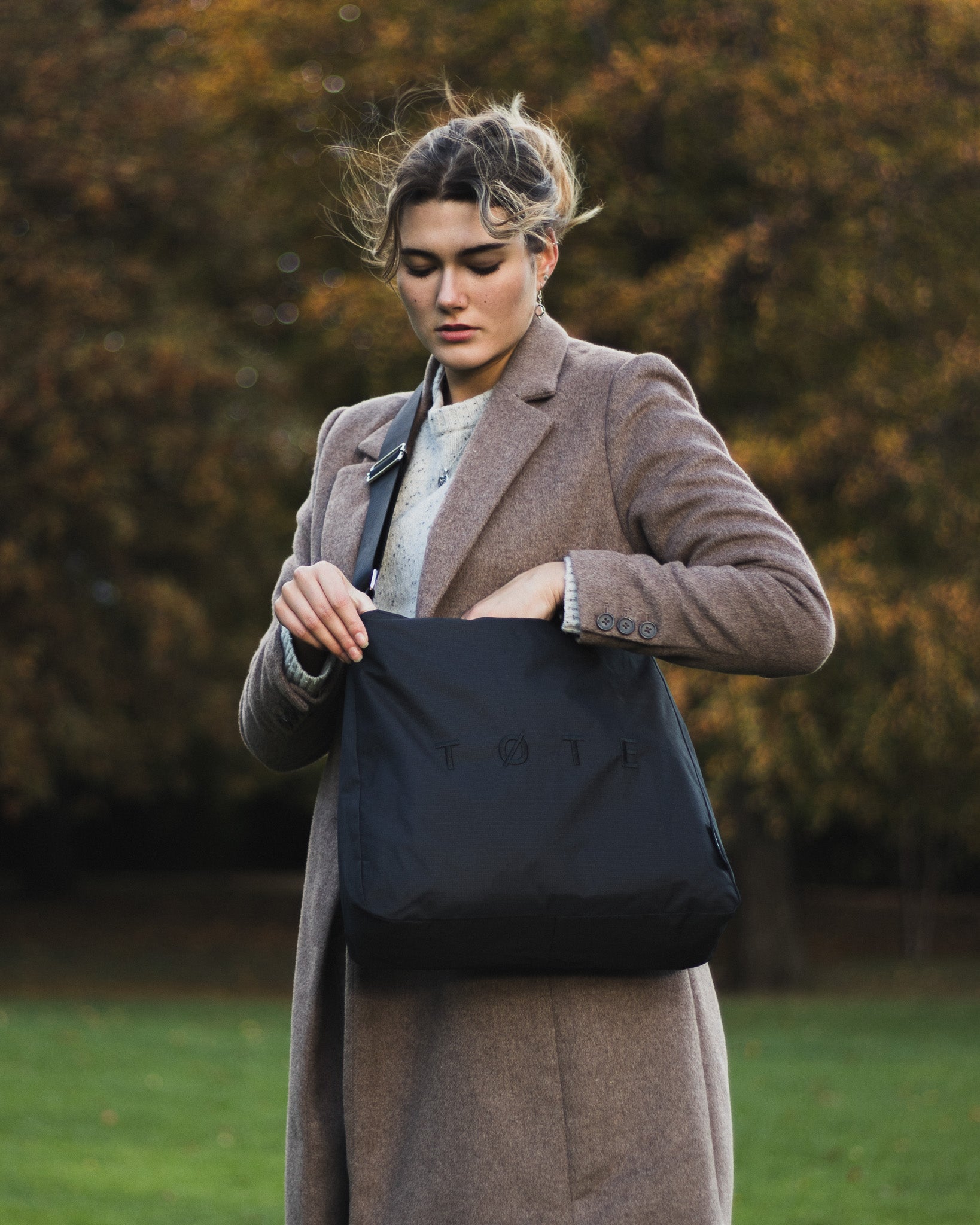 ALVA | Black