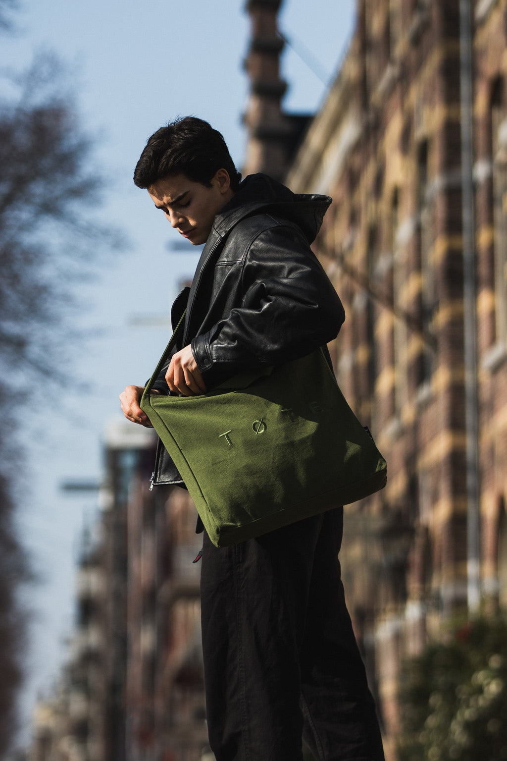 Khaki Green TØTE Bag | Stitched