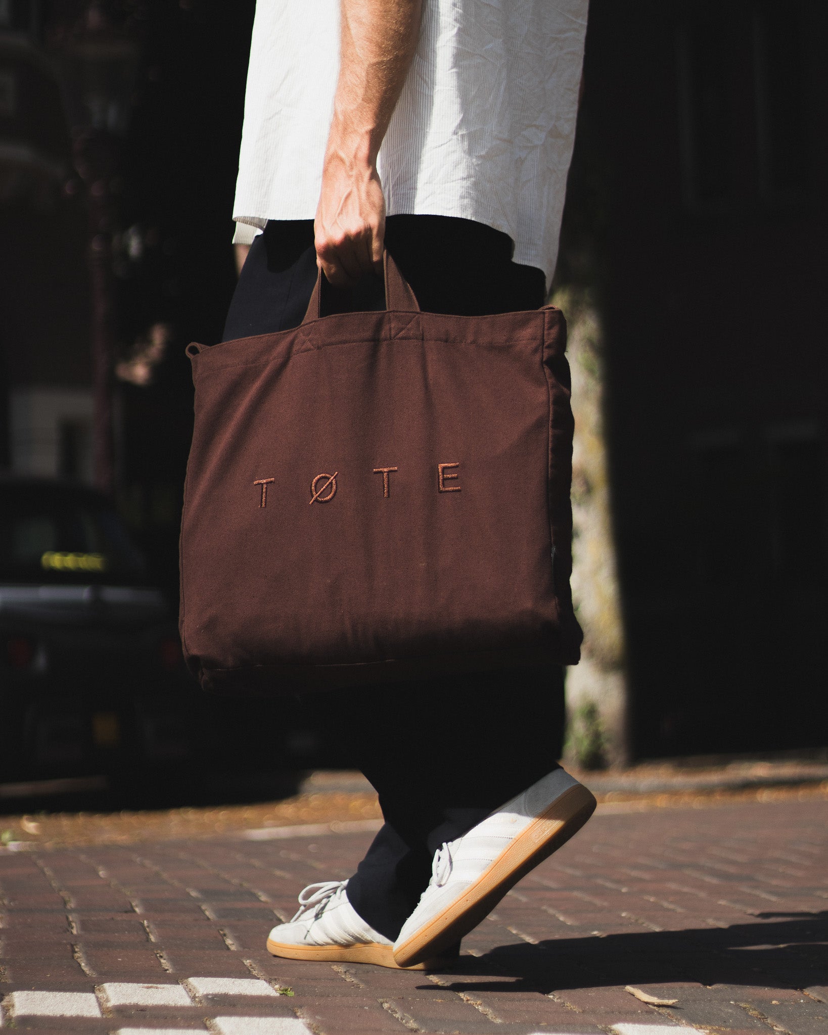 Brown TØTE Bag | Stitched