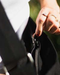ALTA | Black